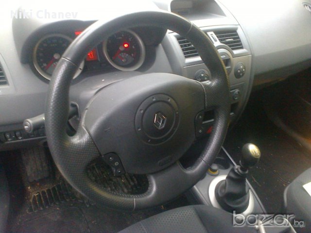 рено меган 2.0 16в на части 04г, снимка 8 - Автомобили и джипове - 12860210