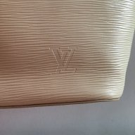 ДАМСКИ ЛУКСОЗНИ ЧАНТИ Louis Vuitton клас реплика ААА+, снимка 11 - Чанти - 8543551