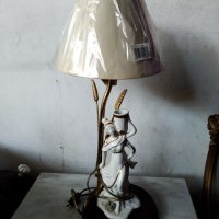 фигуративна настолна лампа, снимка 1 - Настолни лампи - 25979662