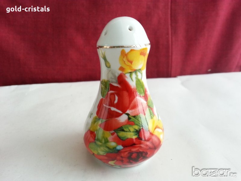 порцеланова солница и салфетник , снимка 1