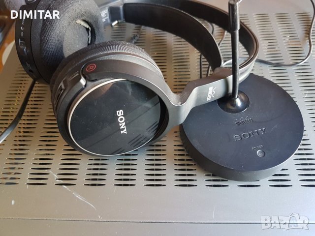Слушалки Sony wireless TMR-RF810R, снимка 2 - Слушалки и портативни колонки - 22566403