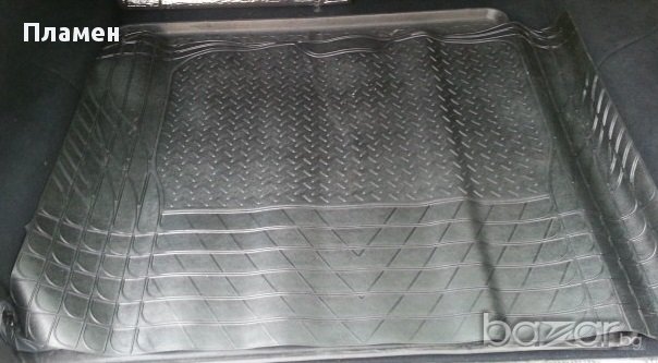 Гумена стелка – постелка за багажник  PVC, размери:  120 / 80 см за автомобили и джипове и др. , снимка 1 - Аксесоари и консумативи - 11828270