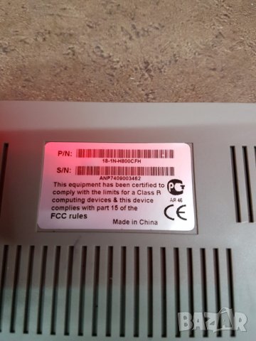 Мрежово устройство,суич,Swich, снимка 2 - Рутери - 25289906