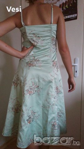 Копринена рокля, снимка 2 - Рокли - 19057431