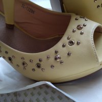 Жълти обувчици, снимка 5 - Дамски обувки на ток - 23123011
