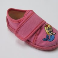 Български пантофи в розово с русалка, снимка 1 - Бебешки обувки - 17615862