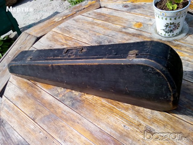 Много стара цигулка във дървен куфар ! Цигулката е във добро състояние !, снимка 8 - Струнни инструменти - 15388776