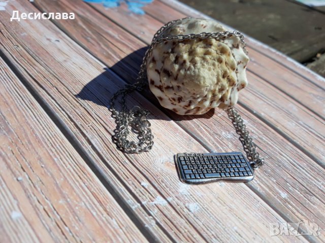 Медальон за мъже със синджир, снимка 2 - Колиета, медальони, синджири - 24712960