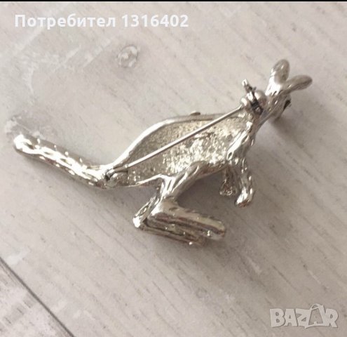 Брошка с камъчета, снимка 2 - Други - 23826913