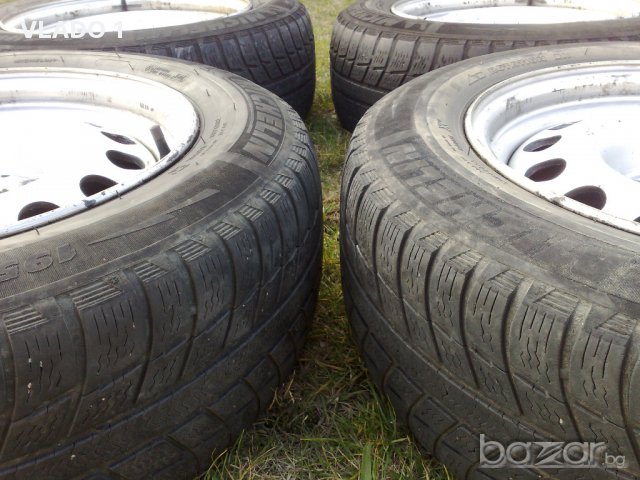 Алуминиеви оригинални джанти със зимни гуми - BMW - 6,5J x 15" - ЕТ - 18, снимка 2 - Гуми и джанти - 8755988