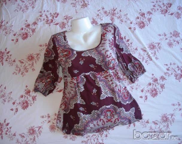 Прекрасна флорална дамска туника, М  , снимка 2 - Туники - 18368699