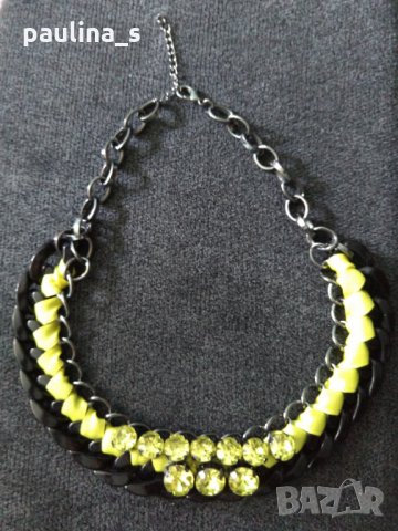 "Bershka" брандово колие с камъни / зелени кристали 