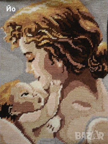 Продавам гоблени на хора и светци