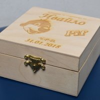 Гравирана кутийка за бижута от дърво с размери 10 см./10 см./5 см. , снимка 3 - Романтични подаръци - 21793330