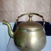 стар бронзов чайник, снимка 3 - Антикварни и старинни предмети - 22386263