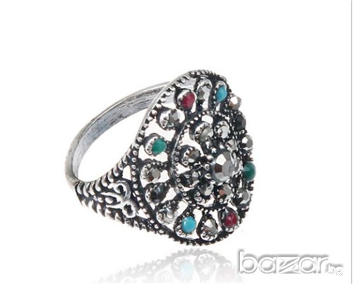 Пръстен от тибетско сребро с кристали, размер 62