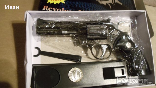 Револвер запалка, снимка 2 - Антикварни и старинни предмети - 17423004