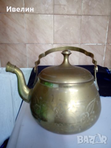 стар бронзов чайник, снимка 3 - Антикварни и старинни предмети - 22386263