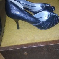 Токчета, снимка 1 - Дамски обувки на ток - 19376572