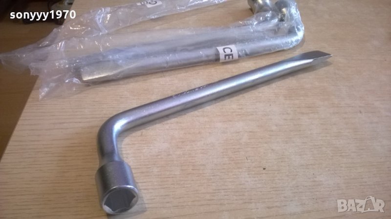 нов ключ за гуми-17мм, снимка 1