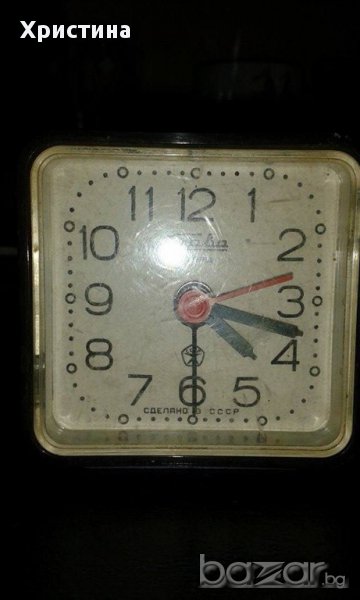 Часовник настолен ,,Слава,, СССР, снимка 1