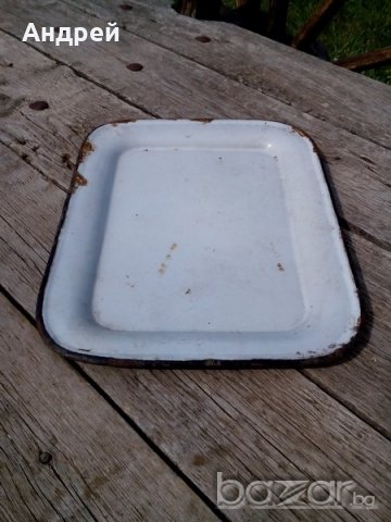 Емайлиран поднос, снимка 2 - Антикварни и старинни предмети - 18664825