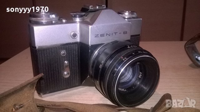 zenit b-made in ussr-ретро фотоапарат+кожен кобур, снимка 4 - Фотоапарати - 21759364