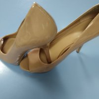 Елегантни обувки , снимка 1 - Дамски елегантни обувки - 22540356