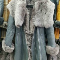 Дамско палто от агнешка кожа сиво модел 2017/2018, снимка 1 - Сака - 19569141