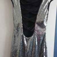 Паетна сребриста рокля внос UK, снимка 2 - Рокли - 24721988