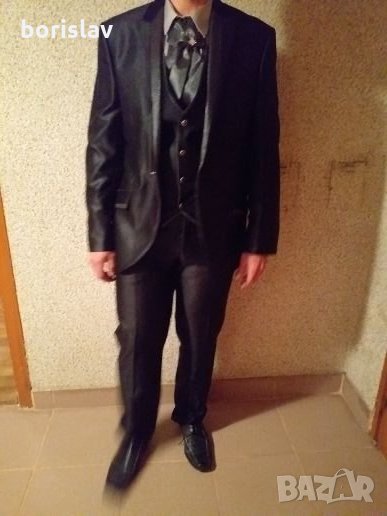 Продавам абиторенски костюм., снимка 1