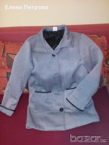 Тънко палто размер 38/40, снимка 1