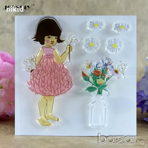Момиченце с ваза цветя маргаритки силиконов гумен печат декор украса бисквитки фондан Scrapbook, снимка 1 - Други - 21243832