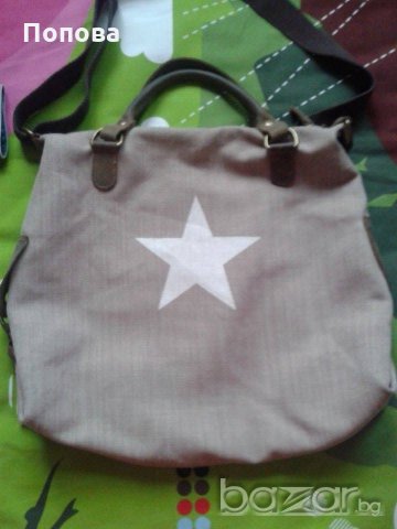 Италианска маркова голяма  чанта, снимка 2 - Чанти - 19442079