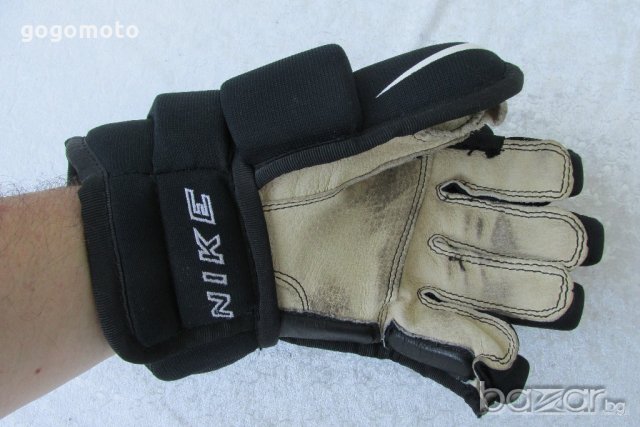 Nike original Ignite 4 Ice Hockey Gloves, GOGOMOTO.BAZAR.BG®,ТРОФЕЙНА РЪКАВИЦА ЗА ХОКЕЙ НА ЛЕД, снимка 13 - Зимни спортове - 18624824