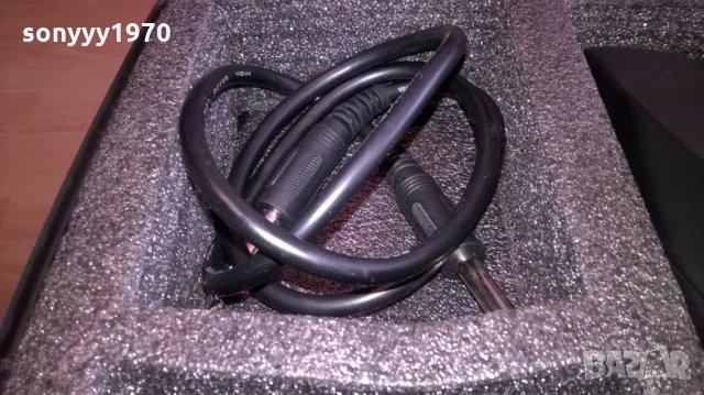 *куфар и приемник shure-БЕЗ МИКРОФОН, снимка 11 - Микрофони - 23978366