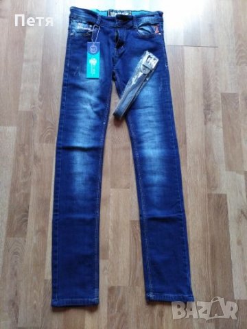 Нови дънки с етикета подарък колан, снимка 1 - Детски панталони и дънки - 24068901