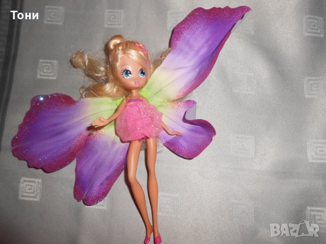 Колекционерска Barbie Blooming Thumbelina 2008 г , снимка 5 - Кукли - 23111432