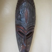  Африканска маска от абанос и мед, снимка 1 - Колекции - 23437736