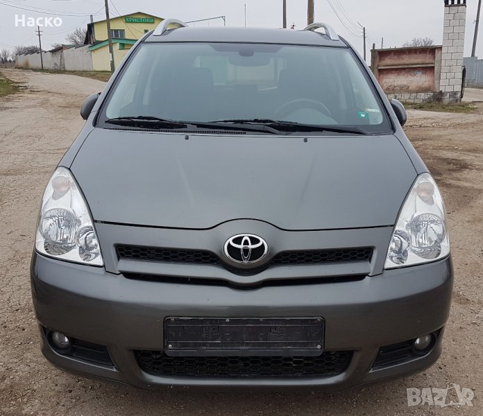 Toyota Corolla Verso 2.2 DCAT на части Тойота Корола Версо на части , снимка 1
