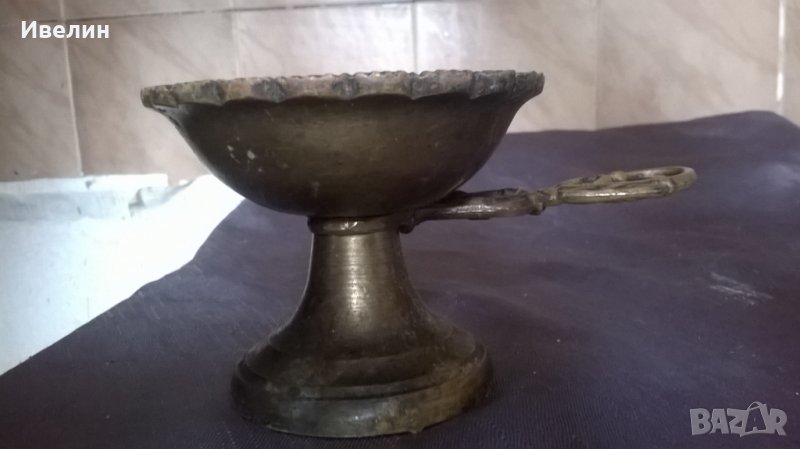 носим бронзов свещник, снимка 1
