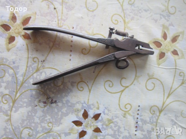 Невероятни стари армейски специални клещи, снимка 8 - Колекции - 25701323