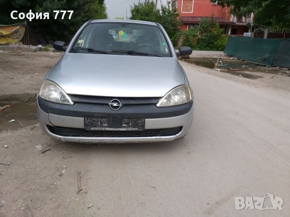 Opel Corsa C 2002-ра година бензин продава се на части двигателят скоростната кутия са перфектни, снимка 1 - Автомобили и джипове - 25775424