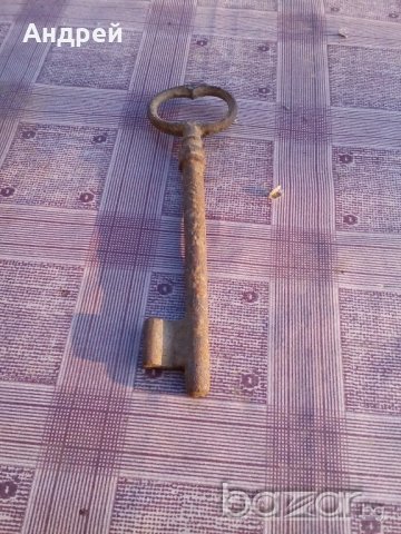 Старинен ключ, снимка 2 - Антикварни и старинни предмети - 19495696