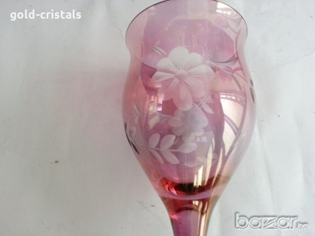  кристални чаши  цветен кристал гравиран, снимка 5 - Антикварни и старинни предмети - 20061877