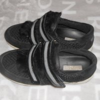 Черни спотни обувки Dolce Gabbana 100 % кожа, снимка 3 - Детски маратонки - 24338765