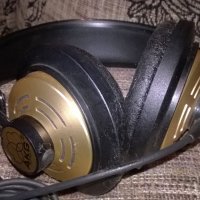 ПОРЪЧАНИ-akg-headphones-made in austria-внос швеицария, снимка 1 - Слушалки и портативни колонки - 21872811