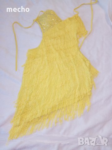 Жълта асиметрична рокля с ресни и ниска талия, снимка 1 - Рокли - 22789921