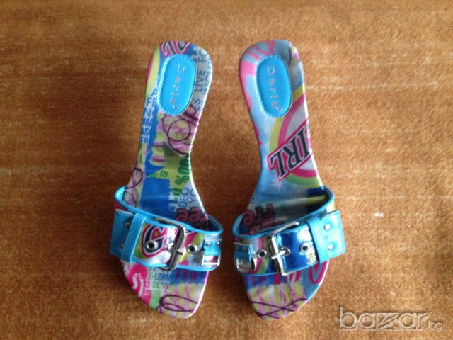 Цветни сандали на ток DARIS