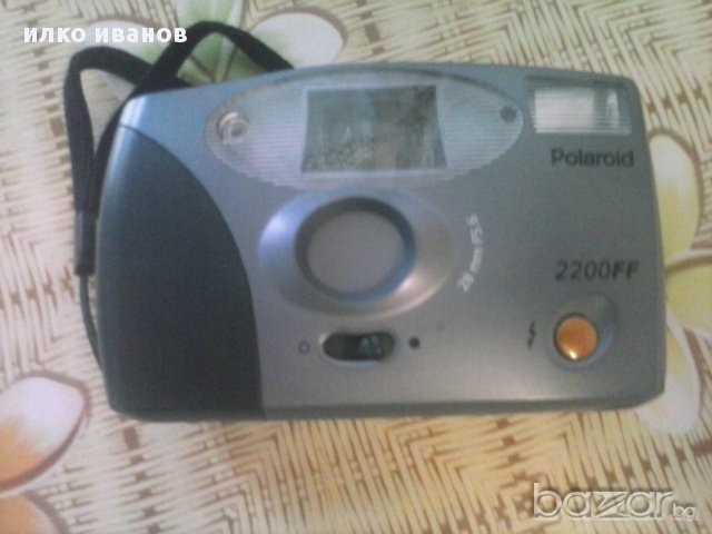 продавам фотоапарат полароид